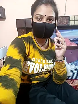 Priyanka Pal online show from November 2025 04:10:05 PM