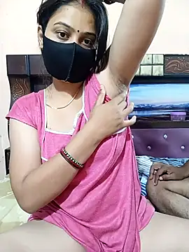 Priyanka Pal online show from November 2025 01:04:02 AM