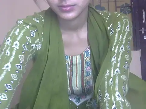 Snapshot of Nura7 chatting on April 2026 06:42:02 AM Nura7 online show from April 2026 06:42:02 AM