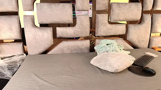 Candy Velvet online show from October 2025 10:12:02 AM