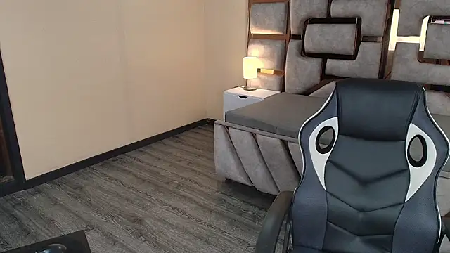 Candy Velvet online show from November 2025 02:59:01 AM