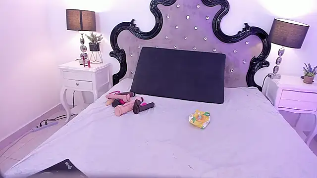  analyy  online show from October 2025 08:06:02 PM