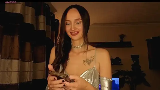 Snapshot of xSweetMissx chatting on September 2025 08:13:01 PM xSweetMissx online show from September 2025 08:13:01 PM