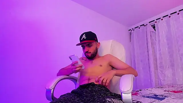 Jeremyy Boy online show from September 2025 04:52:02 AM