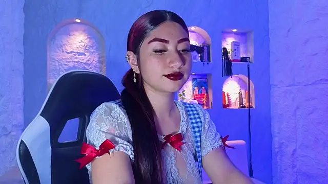 Sophia tf online show from March 2026 08:26:02 PM