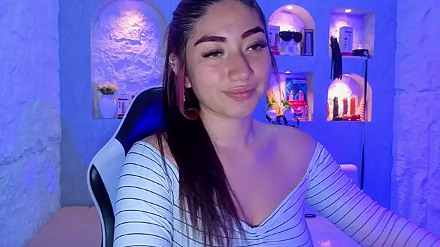 Sophia tf online show from March 2026 08:36:01 PM