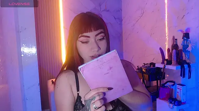 Sophia tf online show from June 2026 08:31:01 PM