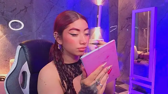 Sophia tf online show from April 2026 03:40:02 AM