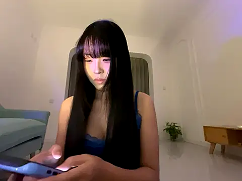 77momomo online show from November 2025 02:21:01 PM