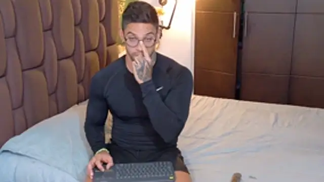 Tomy maylon online show from November 2025 03:22:01 AM