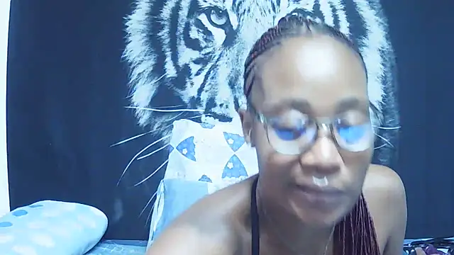 SweetPortableAmber online show from March 2026 01:38:01 PM