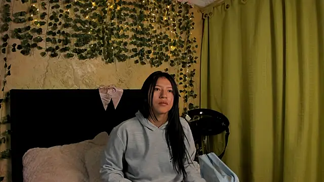 Tiffany Nm online show from January 2026 01:26:02 PM