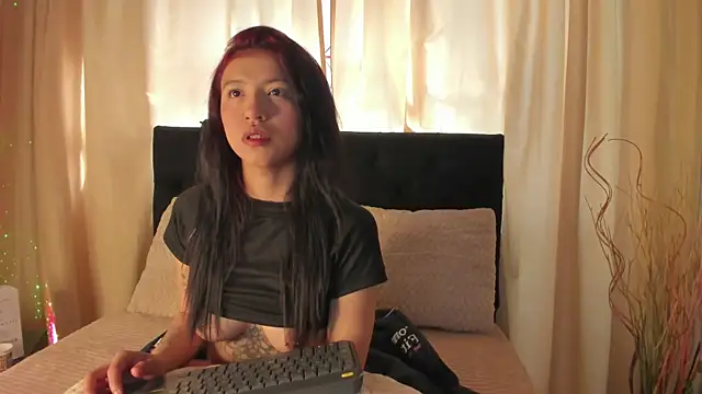 Tiffany Nm online show from September 2025 01:17:02 PM