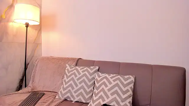 Tiffany Nm online show from March 2026 02:39:01 PM