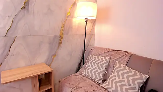 Tiffany Nm online show from March 2026 02:05:01 PM