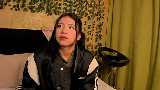 Tiffany Nm online show from January 2026 01:51:02 PM