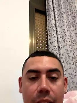 Snapshot of davidxxx099 chatting on September 2025 03:12:02 PM davidxxx099 online show from September 2025 03:12:02 PM