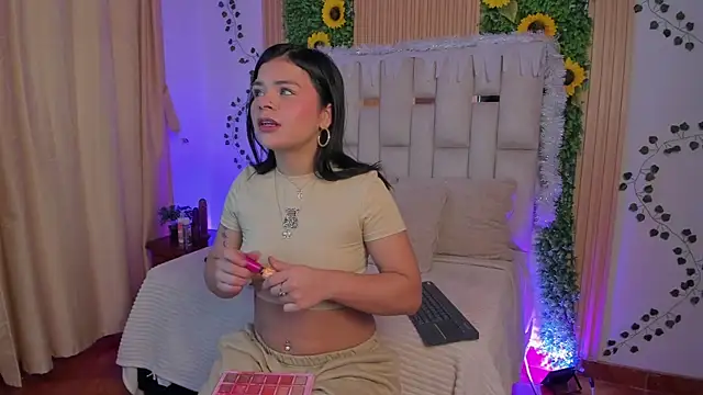 Jade Nmm online show from November 2025 01:03:01 PM