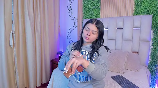 Jade Nmm online show from February 2026 01:08:01 PM