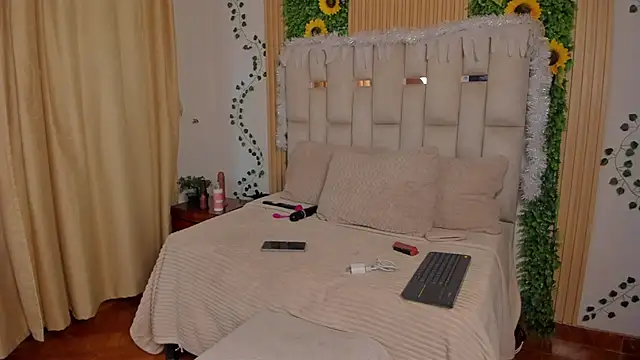 Jade Nmm online show from November 2025 01:04:02 PM