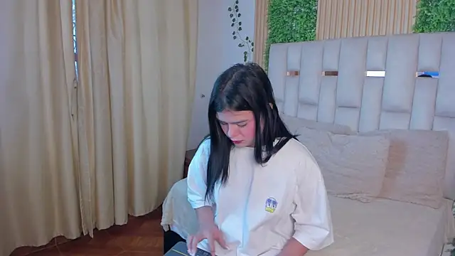 Jade Nmm online show from January 2026 01:40:02 PM