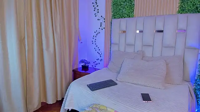 Jade Nmm online show from February 2026 12:38:01 PM