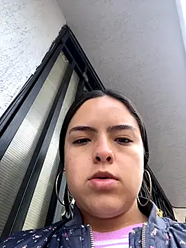 Snapshot of EmilyHarperr chatting on October 2025 11:29:02 AM EmilyHarperr online show from October 2025 11:29:02 AM
