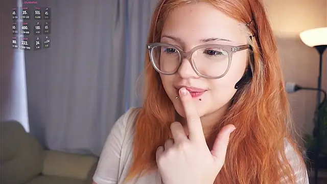 Snapshot of VerniceEngelking chatting on October 2025 06:12:01 AM VerniceEngelking online show from October 2025 06:12:01 AM