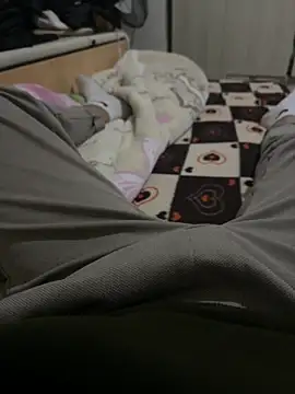 Bekooviva2 online show from December 2025 04:08:01 PM