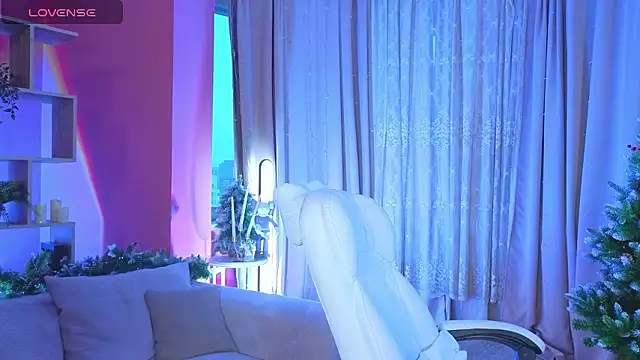 Lucy louras online show from January 2026 11:49:01 AM