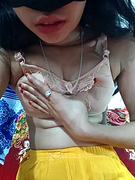 maya-Couple19 online show from November 2025 06:35:02 PM