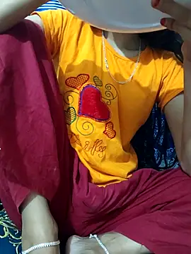 maya-Couple19 online show from November 2025 06:22:01 PM