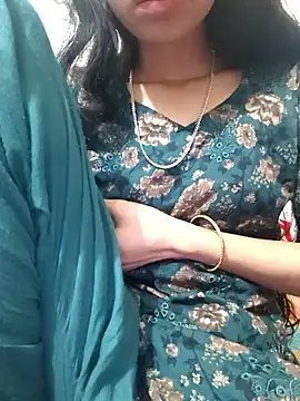 maya-Couple19 online show from February 2026 06:04:02 PM