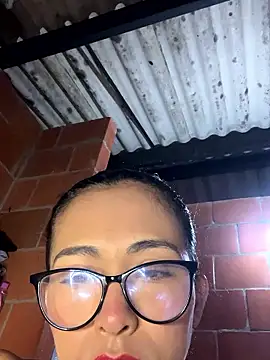 Emma  cumlovee online show from April 2026 11:38:01 AM