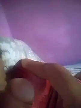 RafaelaFerras online show from April 2026 06:53:01 PM