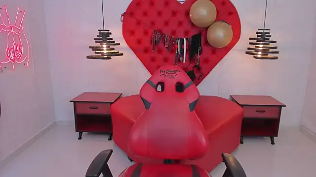 Miiaa Foxyy  online show from September 2025 03:44:01 AM