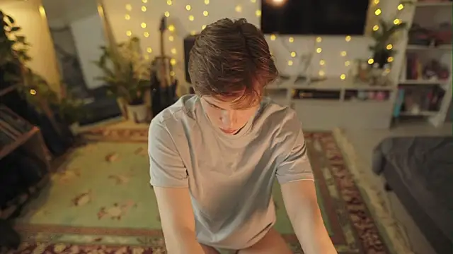 RusBradPitt online show from April 2026 02:18:02 PM