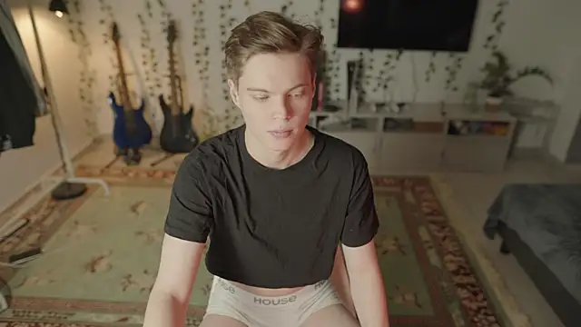 RusBradPitt online show from January 2026 02:12:01 PM