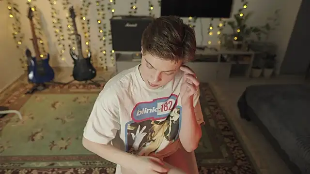 RusBradPitt online show from February 2026 05:43:01 PM