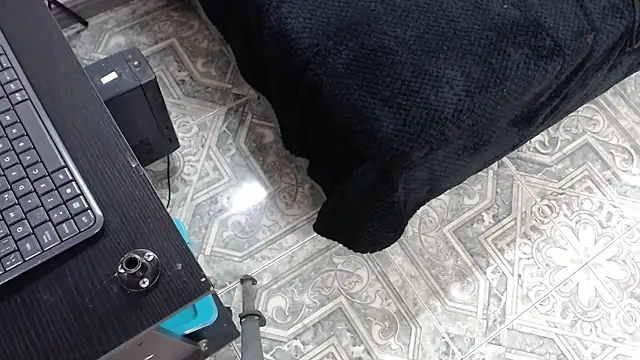 Snapshot of poison_doll2 chatting on February 2026 01:54:01 PM poison doll2 online show from February 2026 01:54:01 PM