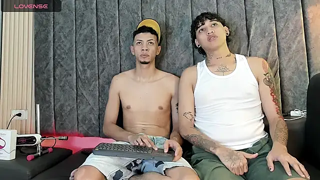 Snapshot of DustinandJordan chatting on November 2025 09:41:01 PM DustinandJordan online show from November 2025 09:41:01 PM