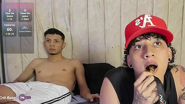 Snapshot of DustinandJordan chatting on November 2025 04:43:02 PM DustinandJordan online show from November 2025 04:43:02 PM