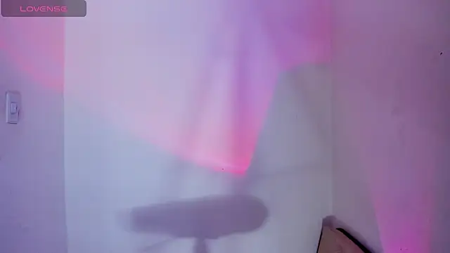 Snapshot of Viioleett_cum chatting on February 2026 01:54:02 PM Viioleett cum online show from February 2026 01:54:02 PM