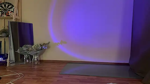 jennifersboooty online show from October 2025 05:13:02 PM