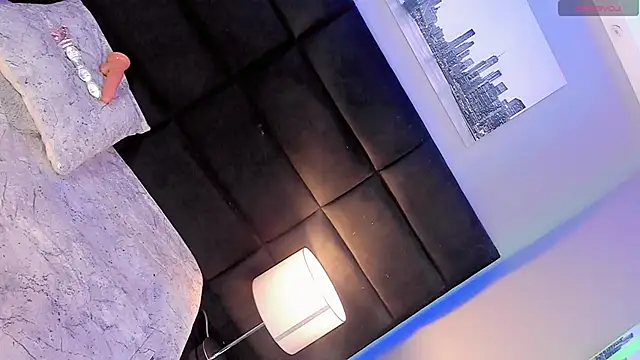 Snapshot of Ana_Paaula23 chatting on October 2025 08:20:02 PM Ana Paaula23 online show from October 2025 08:20:02 PM