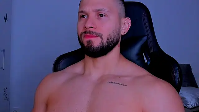 andrewcorey1 online show from September 2025 02:01:01 PM