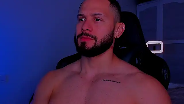 andrewcorey1 online show from October 2025 11:13:01 AM