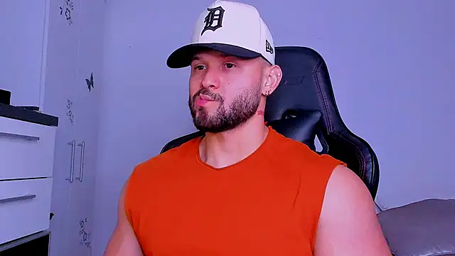 andrewcorey1 online show from September 2025 05:03:02 AM