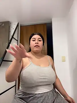 Tokio Sakura online show from November 2025 01:50:01 AM