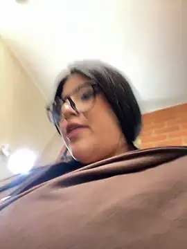 Tokio Sakura online show from November 2025 07:50:02 PM